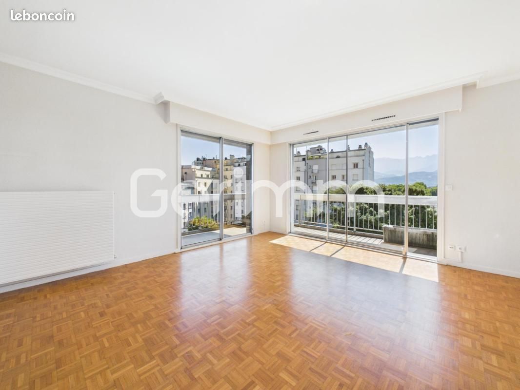 Appartement 4 pièces 89 m² · à Grenoble · 89 m² · 195 000 €