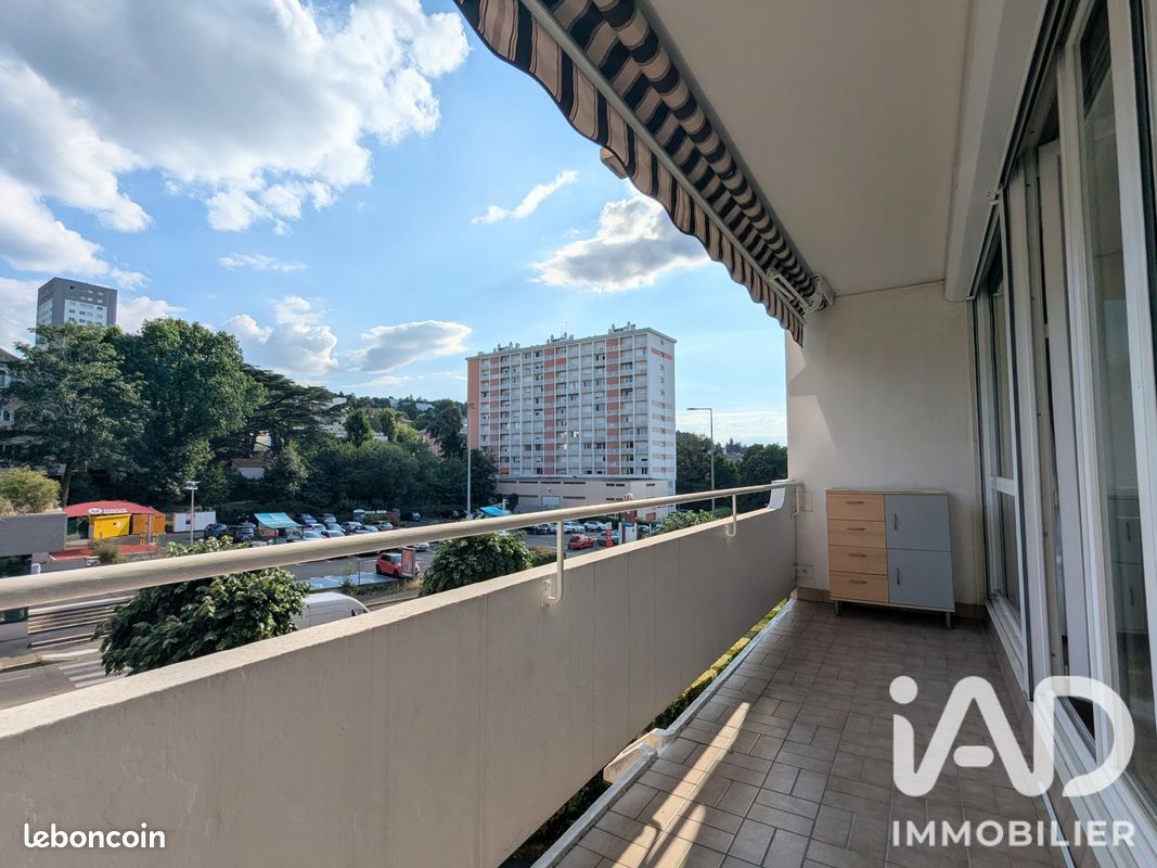 Appartement 5 pièces 94 m² · à Saint-Étienne · 94 m² · 99 900 €