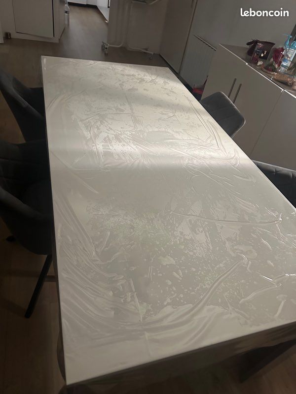 Table (image 2)