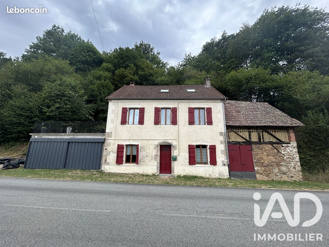 Maison 5 pièces 117 m² · à Croze · 117 m² · 103 000 €