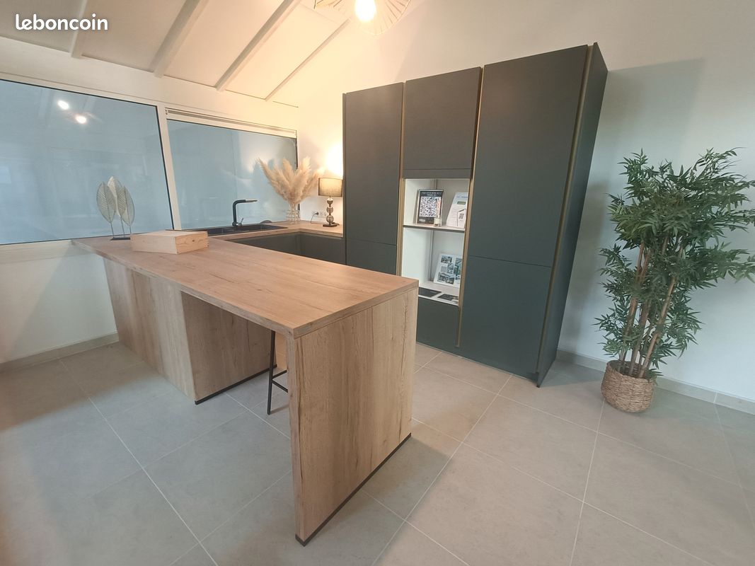 Cuisine d'exposition neuve (image 1)