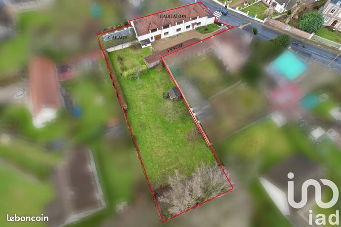Propriété 7 pièces 228 m²