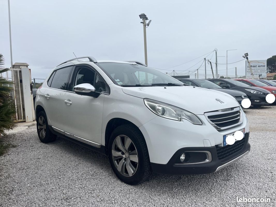 PEUGEOT 2008 1.6 e-HDi 92 CV Allure 1ERE MAIN/ CLIM AUTO / REGULATEUR /BLUETOOTH / RADAR (image 3)