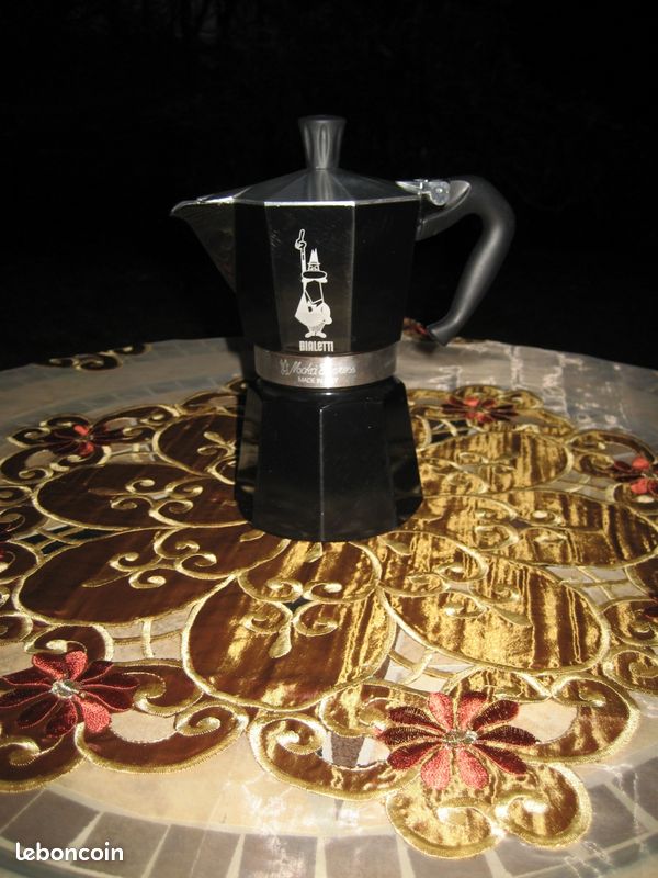 Bialetti Moka Express pour 6 personnes, noir/argent (image 4)