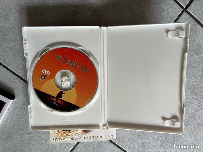 Lot 4 dvd - action, fiction, horreur … (image 6)