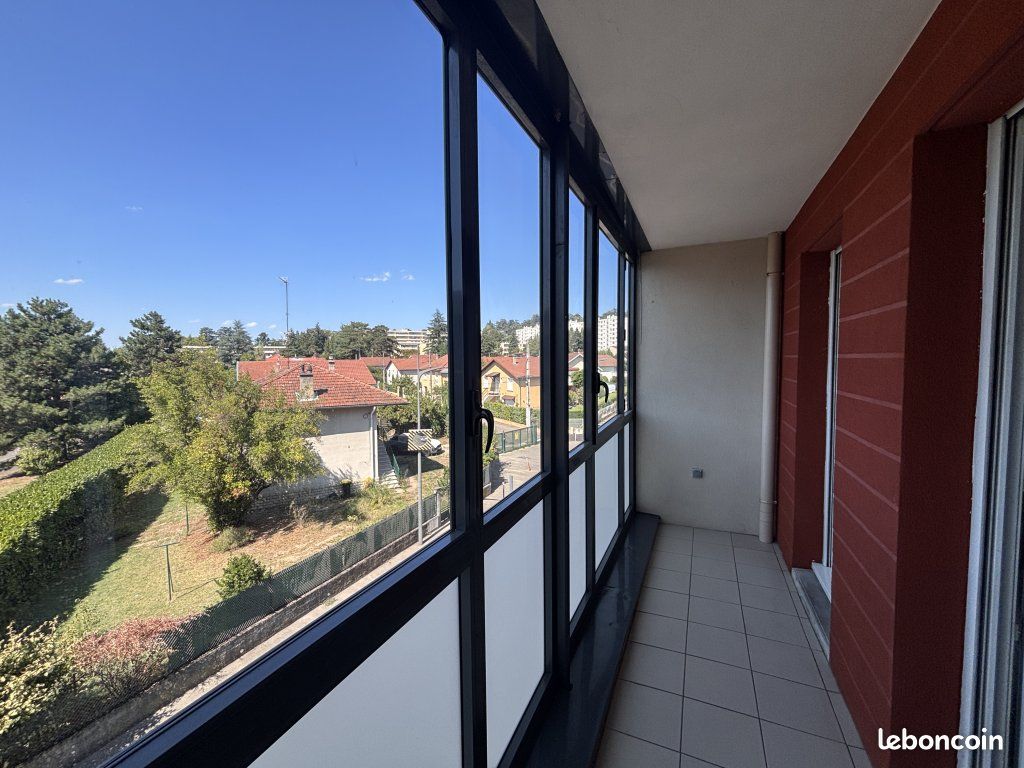 Appartement 3 pièces 54 m² · à Francheville · 54 m² · 880 €/mois