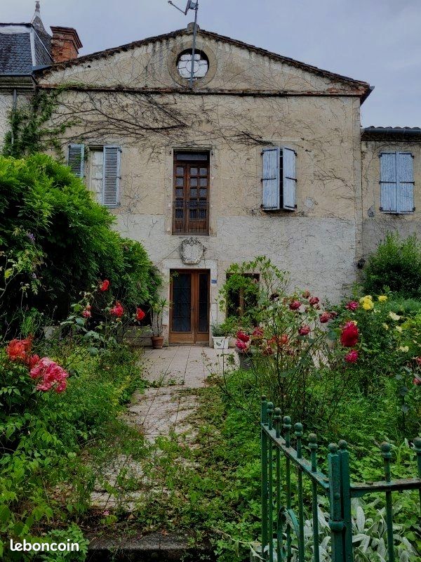 Maison 12 pièces 190 m² · à Castres · 190 m² · 308 000 €