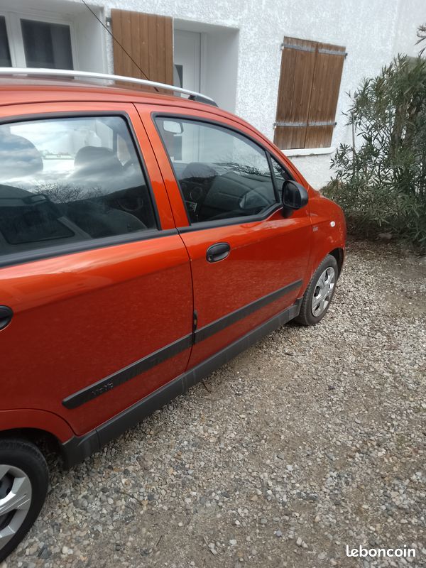 Chevrolet matiz (image 2)