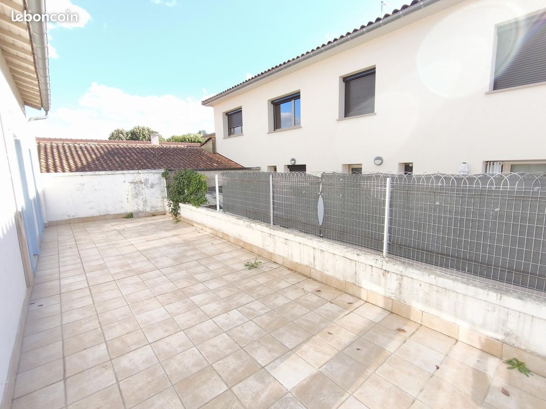 Appartement 4 pièces 98 m² · à Gimont · 98 m² · 750 €/mois