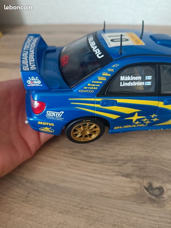 1/18 Solido Subaru Impreza 22B Sti 1998 Sonic Blue Ref.S1807401 - Collection