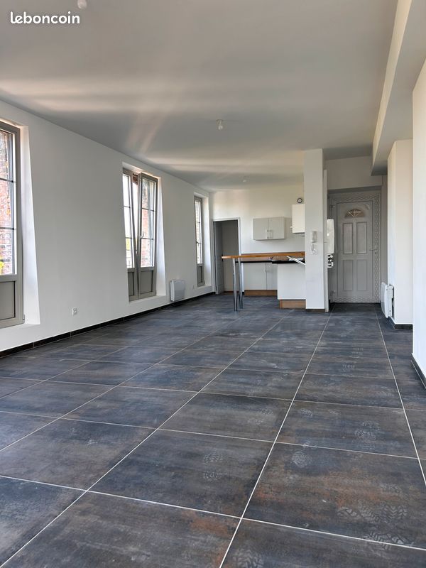 Appartement 4 pièces 98 m² · à Charleville-Mézières · 97,7 m² · 860 €/mois