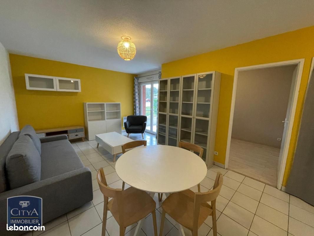 Appartement 2 pièces 53 m² · à Gond-Pontouvre · 53 m² · 616 €