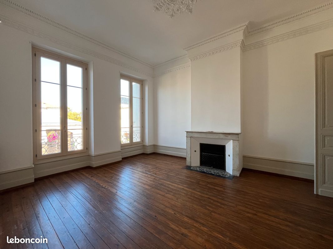 Appartement 6 pièces 148 m² · à Valence · 148 m² · 800 €/mois