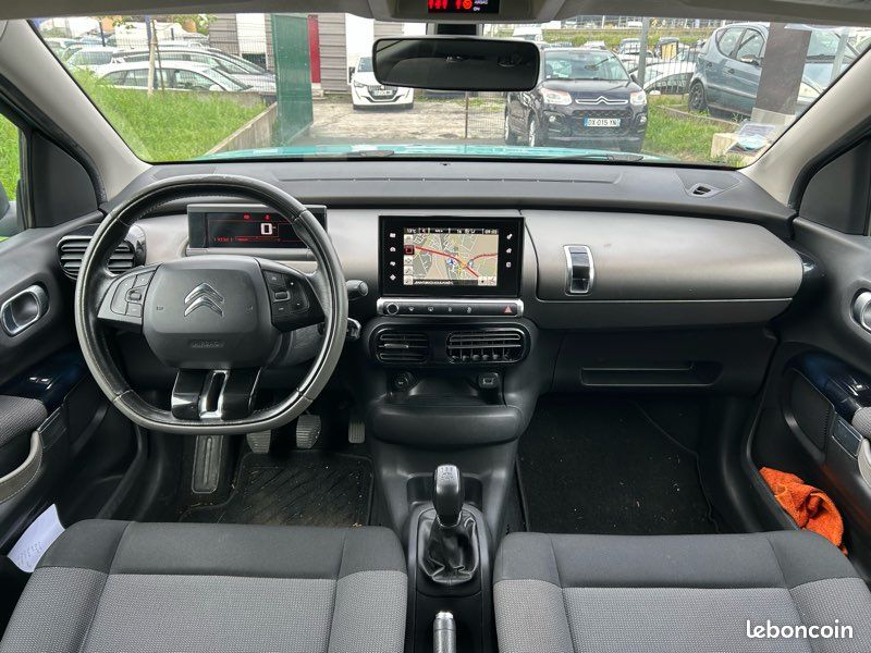 CITROËN C4 Cactus 1.2 12V 110 cv (image 4)