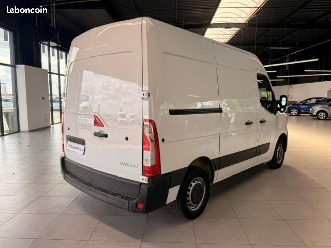 Renault Master Fg F3300 L1H2 2.3 Blue dCi 135ch Confort Euro6E 17900HT (image 5)