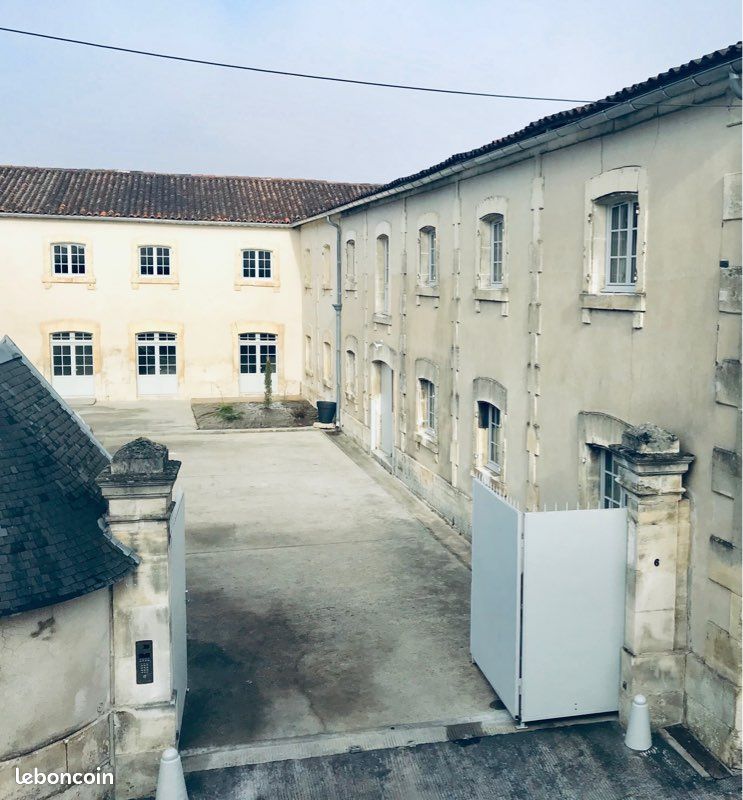 Appartement 1 pièce 30 m² · à Cognac · 30 m² · 460 €