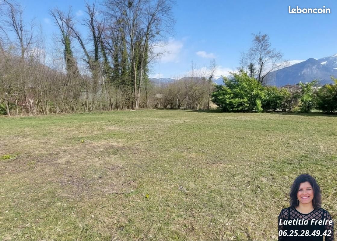 Terrain 941 m² Marignier · 190 000 €