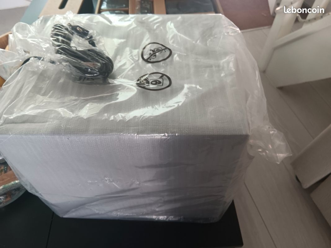 Enceinte ampli z906 logitech (image 1)