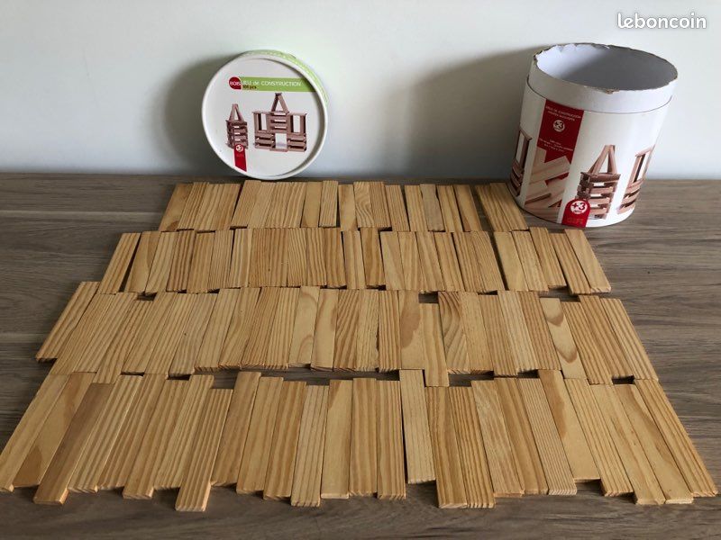 Jeu de construction en bois avec boîte (image 1)