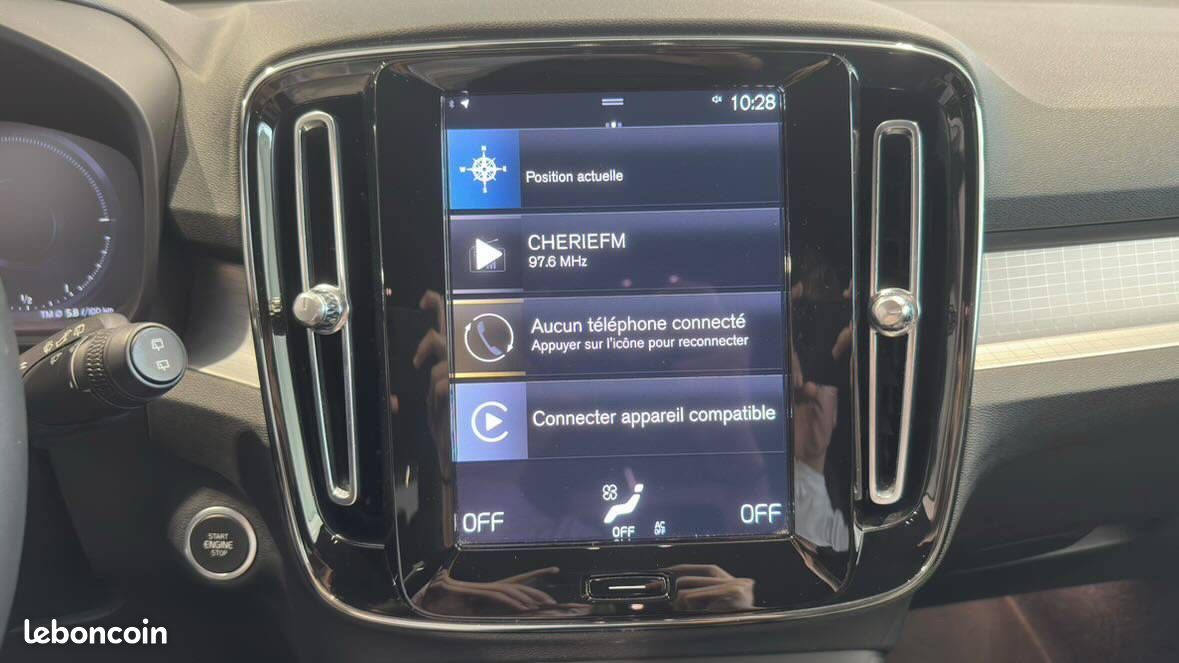 VOLVO XC40 T4 Recharge 129+82 ch DCT7 Start (image 15)