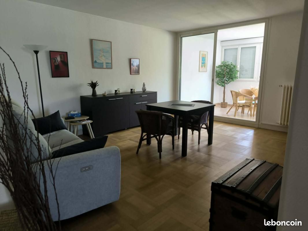 Appartement 3 pièces 80 m² · à Bagnols-sur-Cèze · 80 m² · 75 000 €