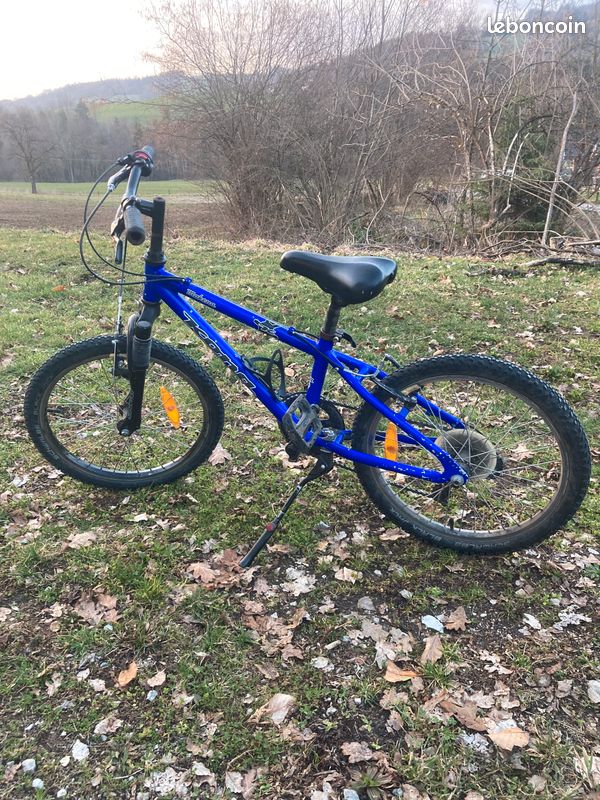 Vélo VTT Enfant (image 1)