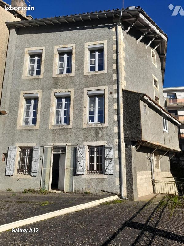 Maison 7 pièces 195 m² · à Auch · 195 m² · 323 000 €