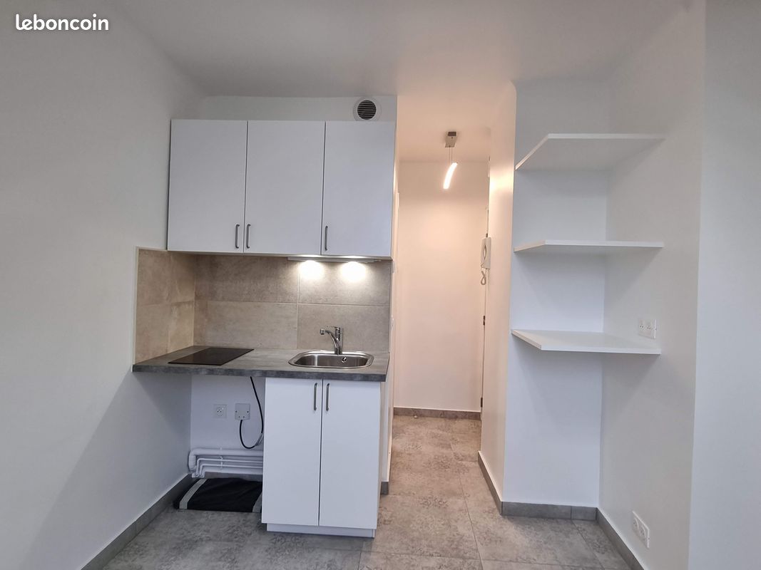 Appartement 1 pièce 12 m² · à Colombes · 11,5 m² · 520 €/mois