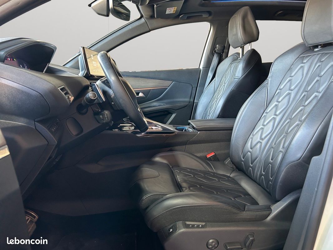 PEUGEOT 3008 BLUEHDI 130ch GT Pack - Toit Ouvrant - Sellerie Cuir - Focal (image 5)