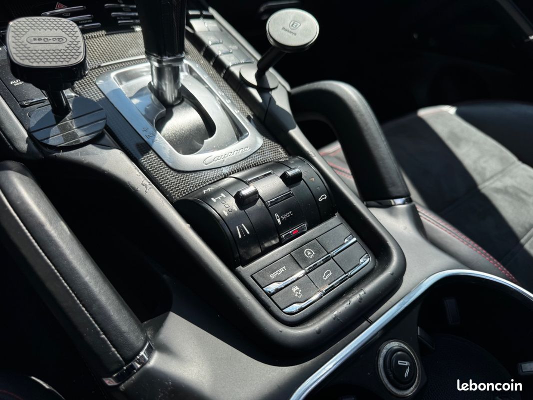 PORSCHE CAYENNE 4.8 V8 GTS Tiptronic S (image 28)