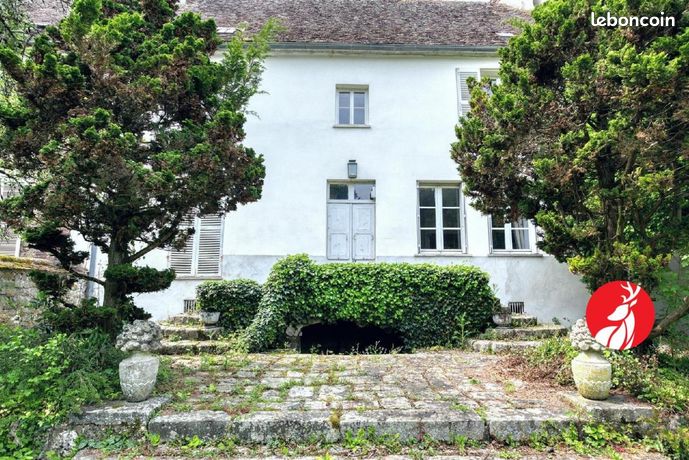 Maison 11 pièces 400 m²