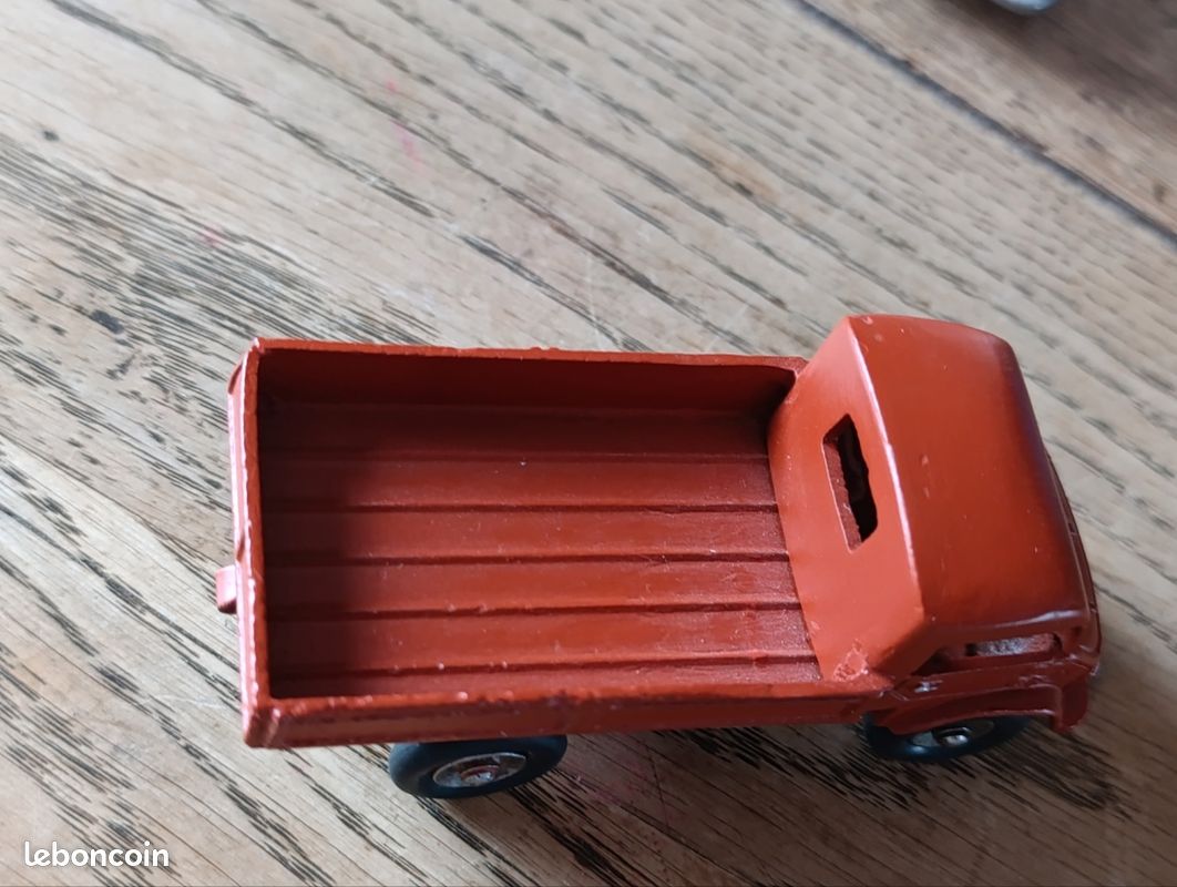 Dinky Toys Camion Mercedes Unimog Baché - Vert Militaire - France