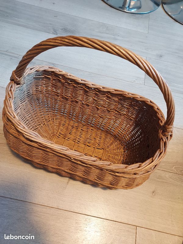 Panier en osier (image 1)