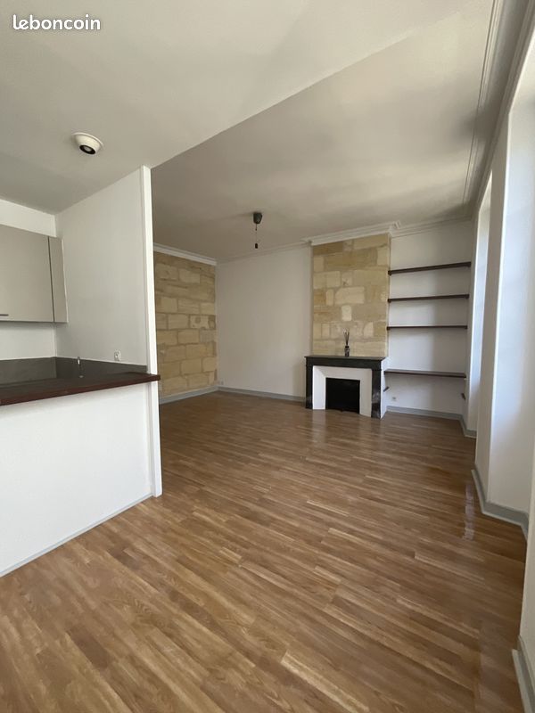 Appartement 2 pièces 57 m² · à Bordeaux · 57 m² · 950 €/mois