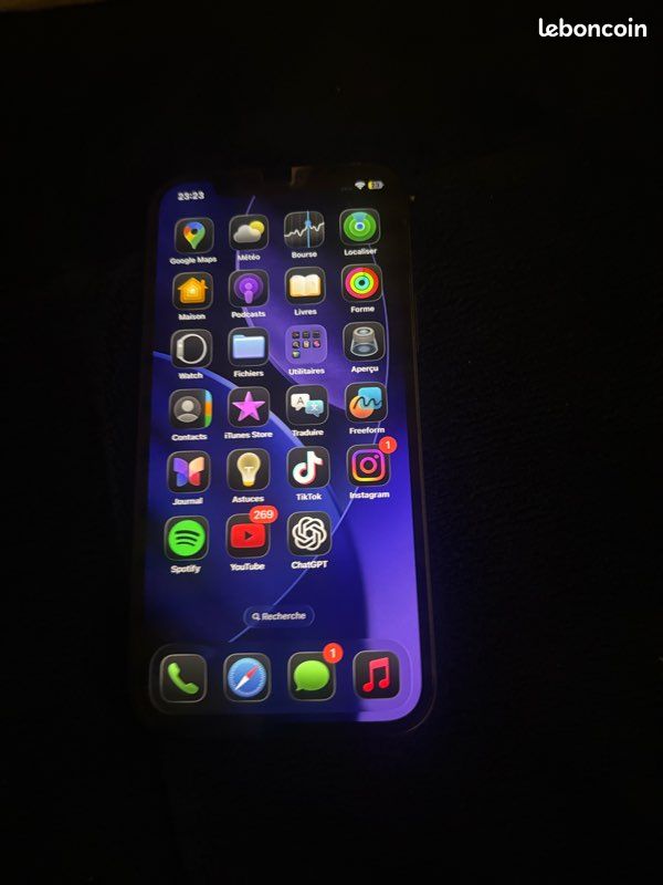 IPhone 12 (image 1)
