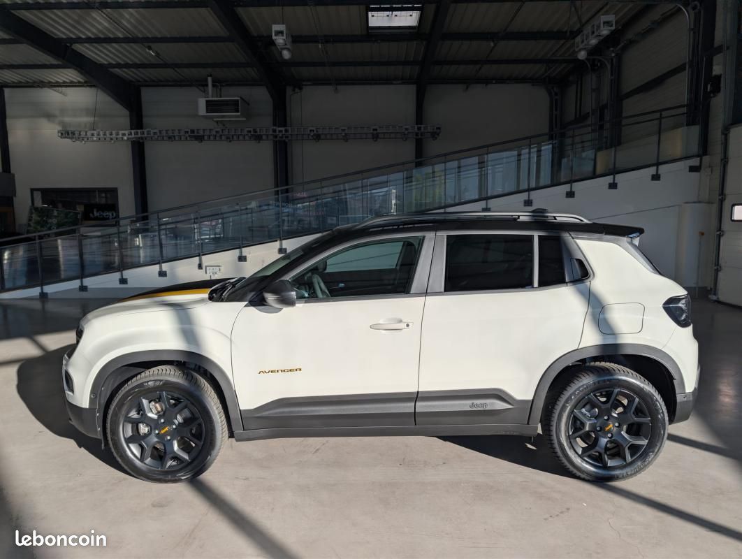 Jeep Avenger 1.2 Turbo T3 145 ch BVR6 4xe The North Face 5P (image 7)