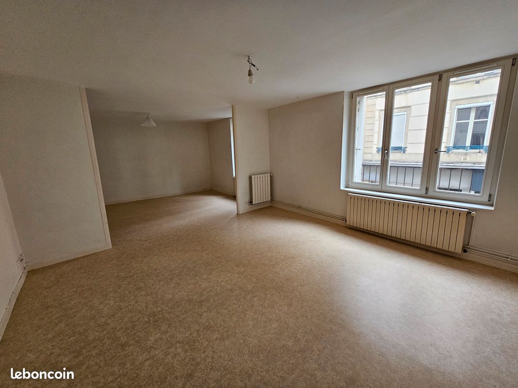 Appartement 5 pièces 100 m² · à Nancy · 100 m² · 995 €