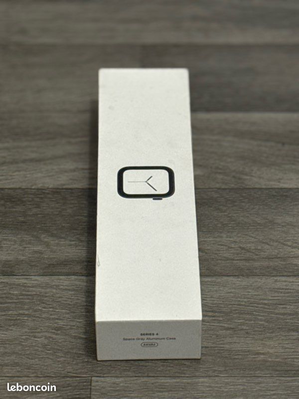 Apple Whatch Séries 4 44 MM (image 2)