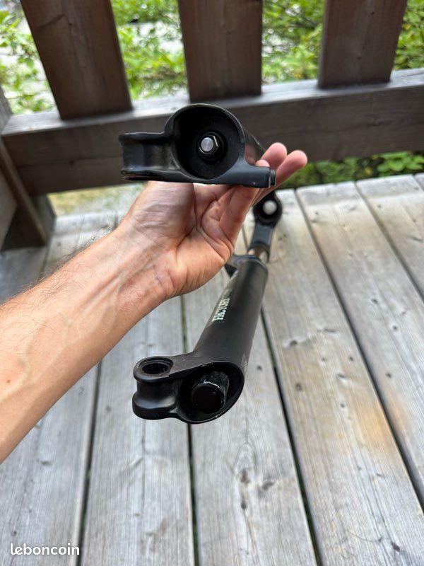 Fox 34 float factory grip X 130mm (image 9)