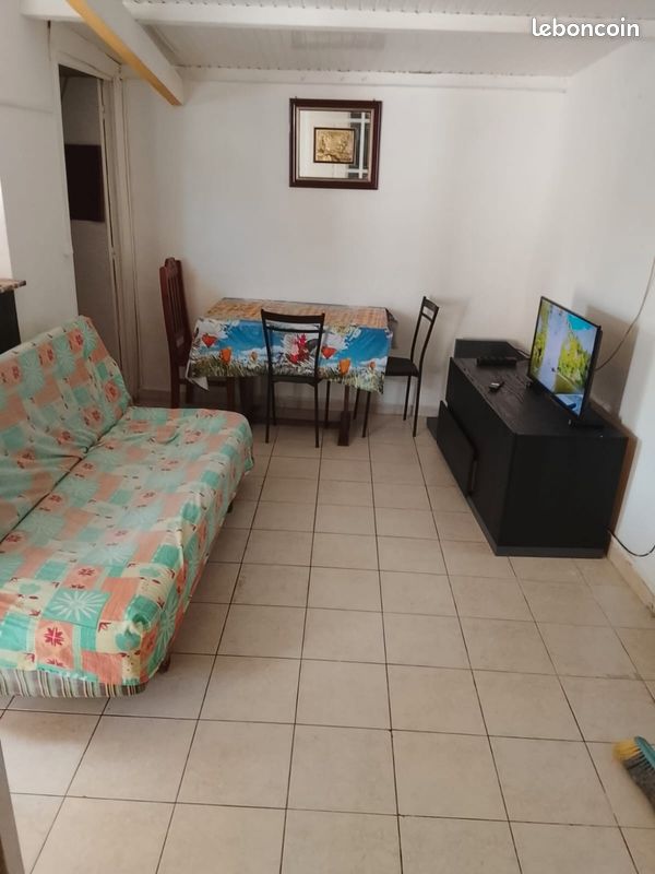 Maison 2 pièces 60 m² · à Saint-François · 60 m² · 550 €/mois