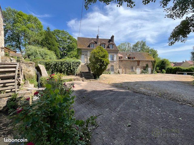 Maison 8 pièces 230 m² · à Gisors · 230 m² · 455 000 €