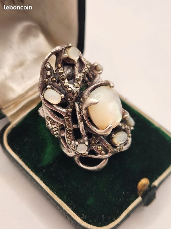 Bague Argent Vintage Poinçonnée - Taille 58, Cabochon Vert Ciselé, Occasion Ancienne
