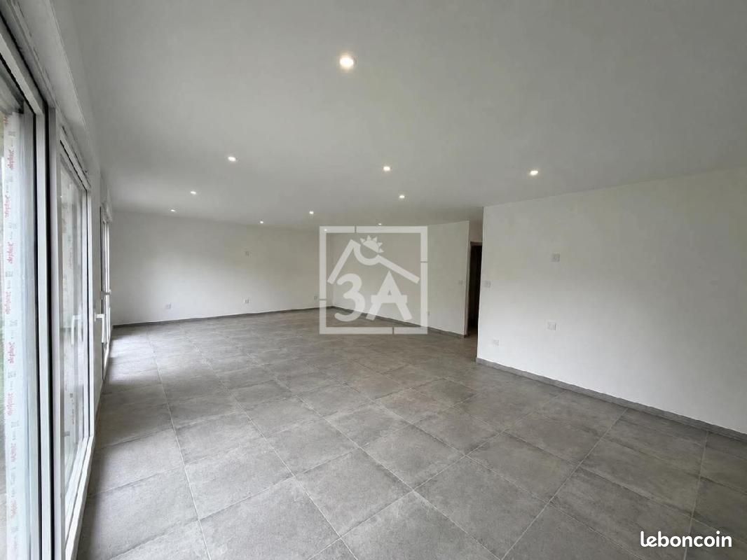Maison 5 pièces 124 m² · à Longuenesse · 124 m² · 260 000 €