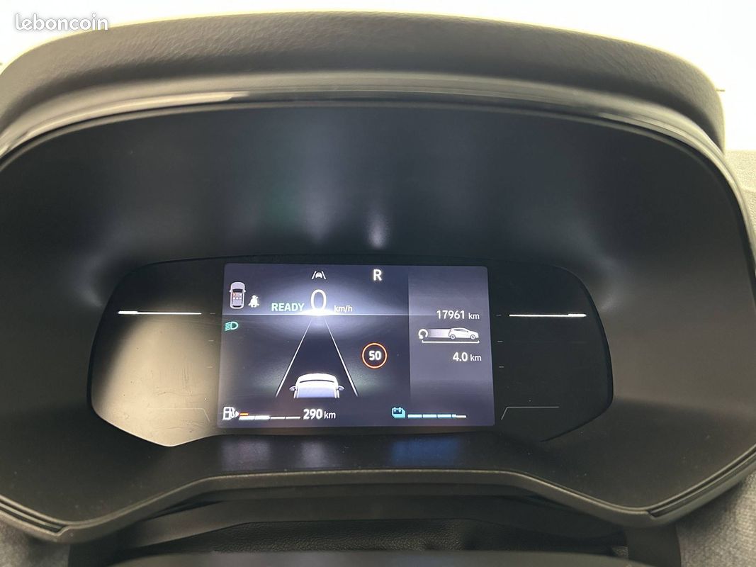 RENAULT Clio E-Tech full hybrid 145 ch GSR2 Evolution (image 17)