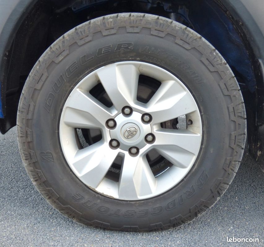 TOYOTA HILUX 4x4 DOUBLE Cabine 2.4 D4D 150 LEGENDE (image 30)