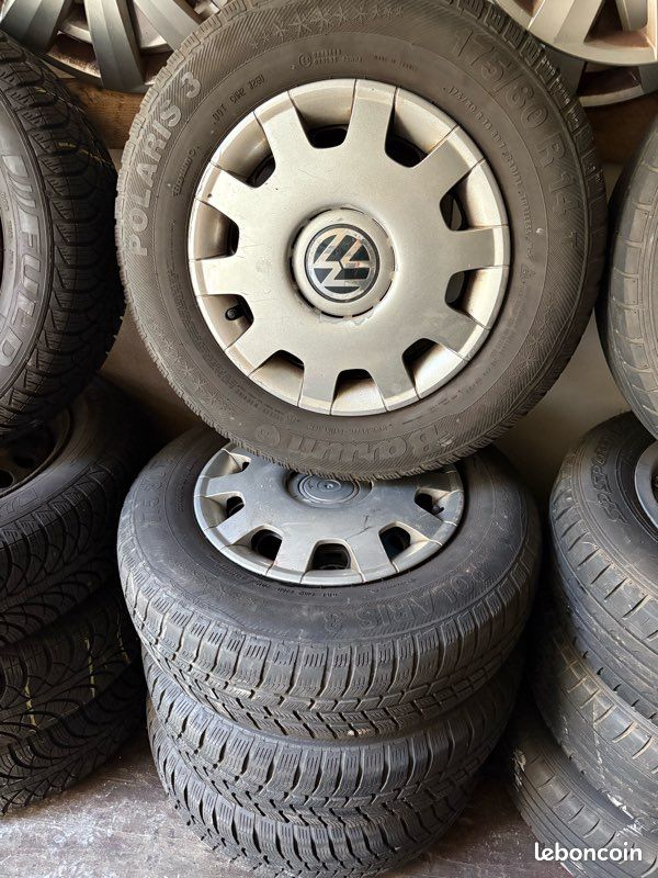 Pneus hiver presque neuf sur jantes tôle VW GOLF et autre modèle du groupe (image 1)