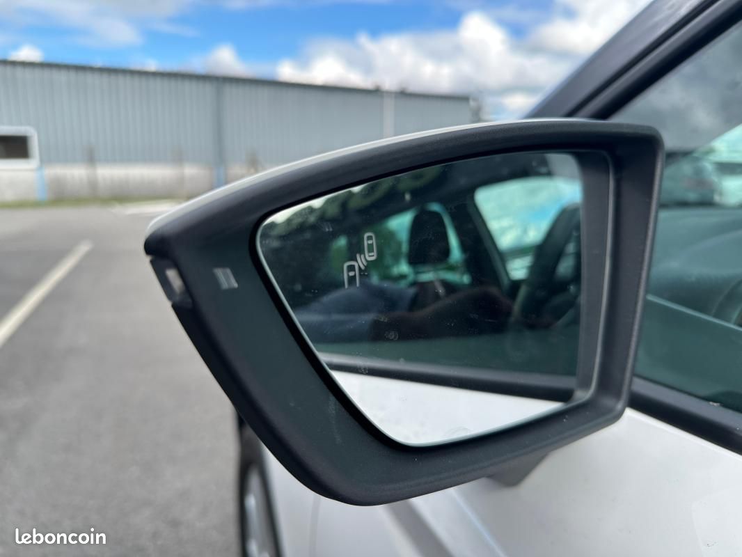 Seat Arona 1.0 TSI 110 ch Start/Stop BVM6 Style Business (image 34)