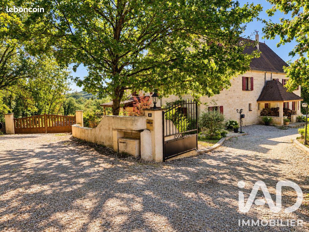 Maison 14 pièces 440 m² · à Payrac · 440 m² · 880 000 €