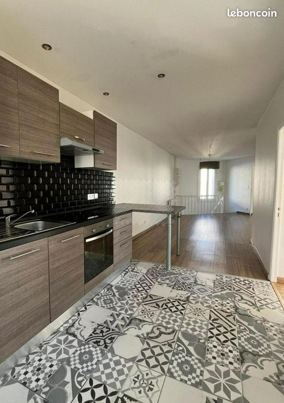Appartement 4 pièces 81 m² · à Cholet · 81 m² · 830 €/mois