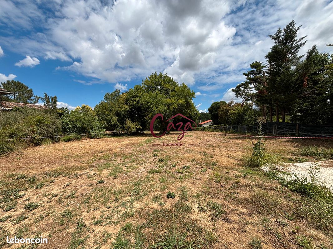Terrain 721 m² · à Camarsac · 721 m² · 119 000 €
